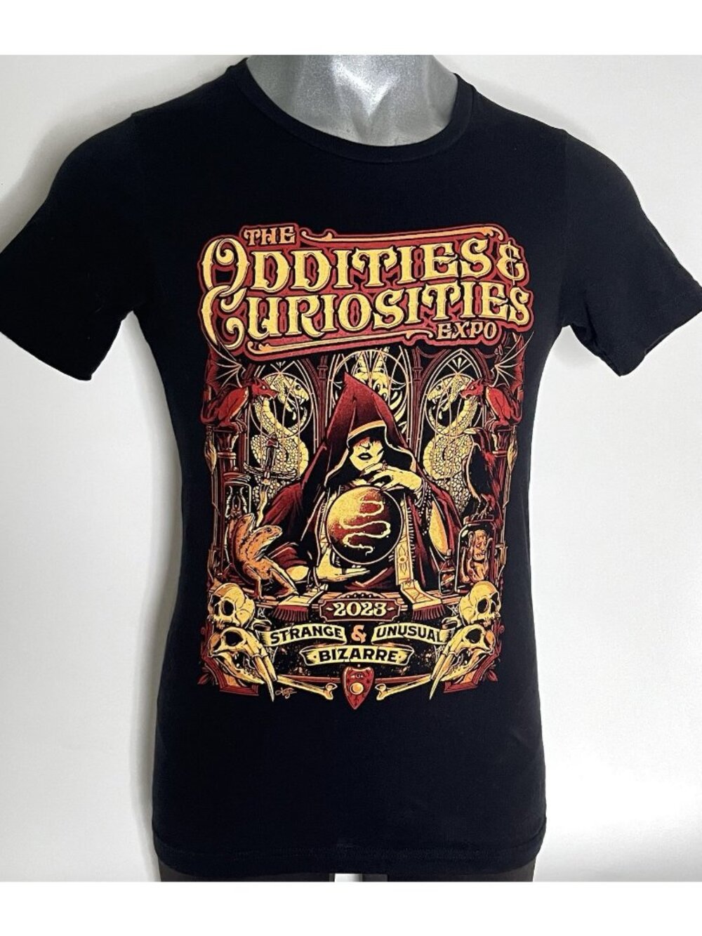 Oddities & Curiosities Expo 2023 T Shirt Goth Strange Unisex Graphic Black sz S